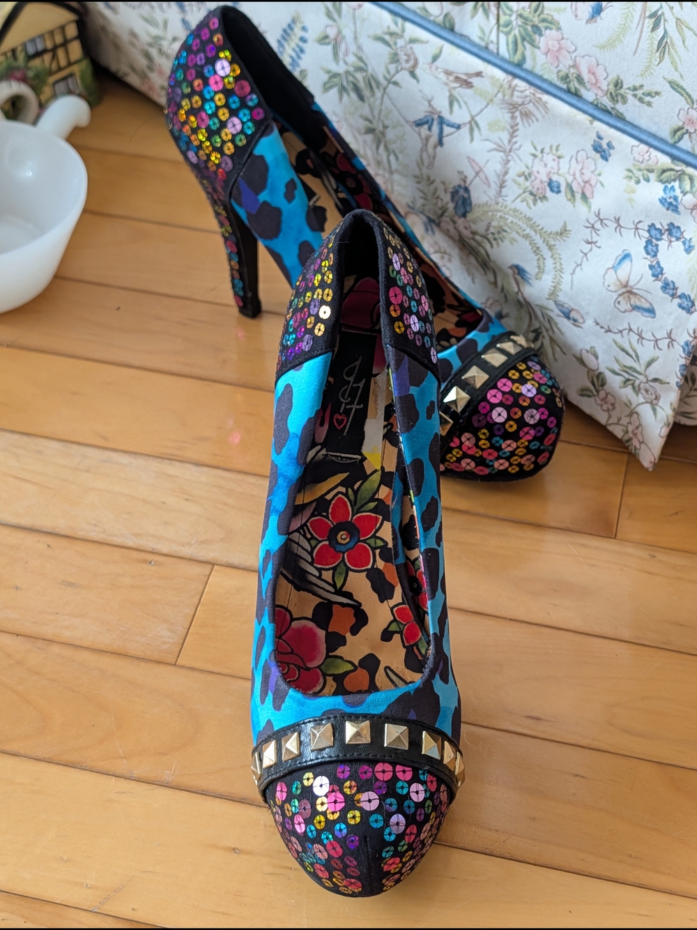 Iron Fist Sequin Pumps - Picture 5 of 9